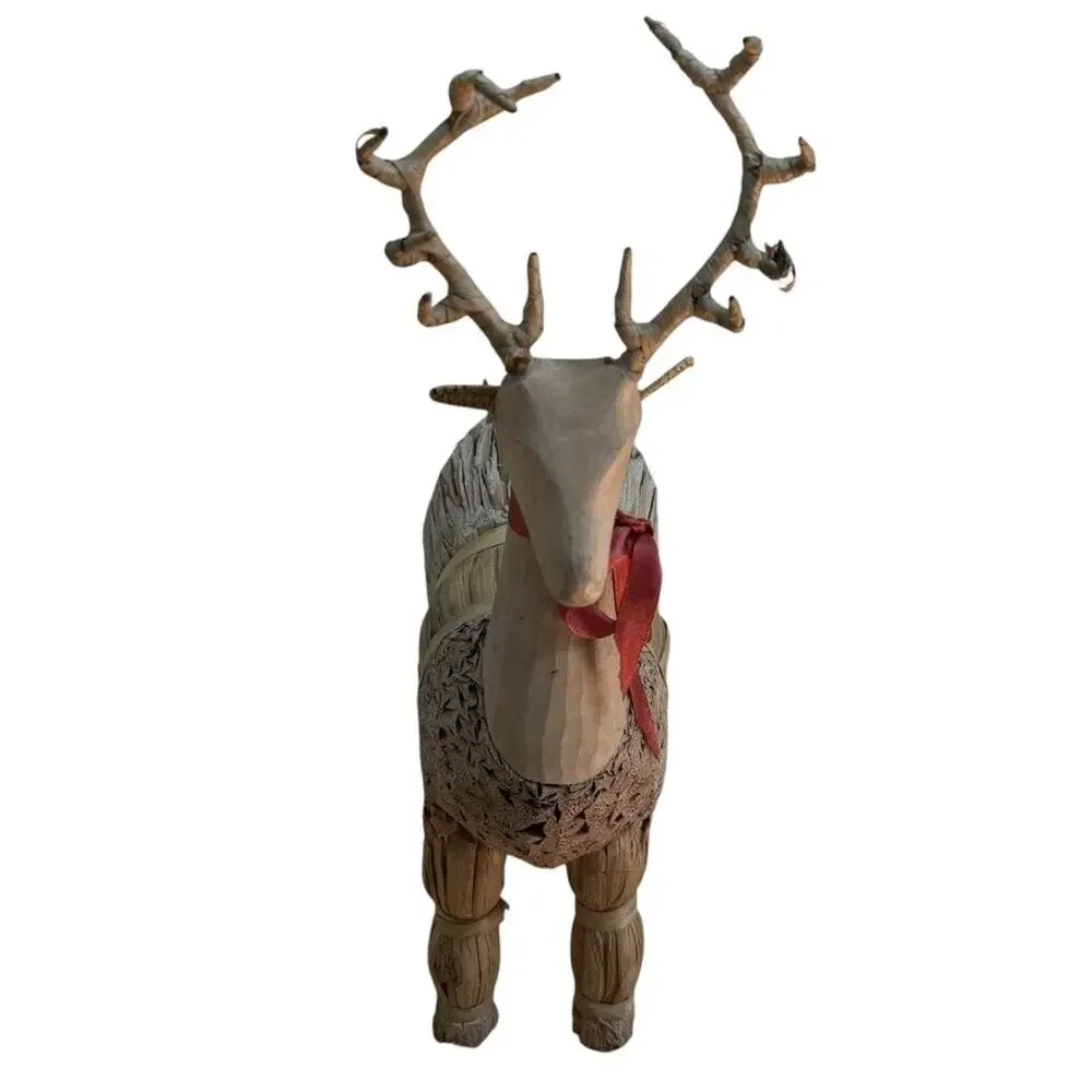 Reindeer Decor Christmas Rustic Straw Cornhusk Wood Retro Handmade Cozy Cabin